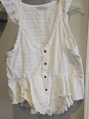 True Craft White Button-Front Ruffle Hem Camisole